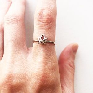 Sterling Silver Lotus Flower Ring / Flower Petal Ring / Free People Jewelry